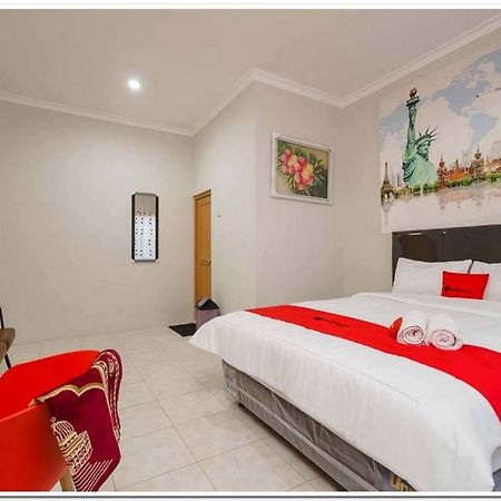 Reddoorz Near Jiexpo Kemayoran 2 Jakarta Exteriör bild