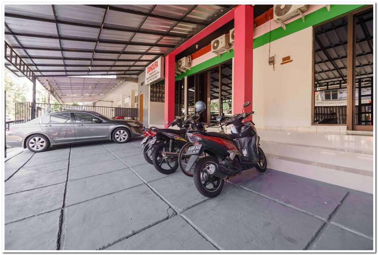 Reddoorz Near Jiexpo Kemayoran 2 Jakarta Exteriör bild