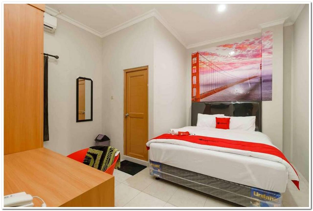 Reddoorz Near Jiexpo Kemayoran 2 Jakarta Exteriör bild