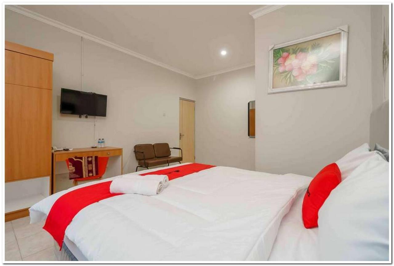 Reddoorz Near Jiexpo Kemayoran 2 Jakarta Exteriör bild